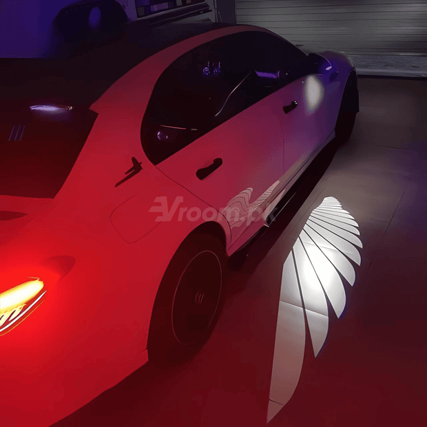 Universal LED Angel Wing Dynamic Projection Light for Car Rearview Side Mirrors - Vroom.pk